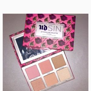 Urban Decay Highlight Palette